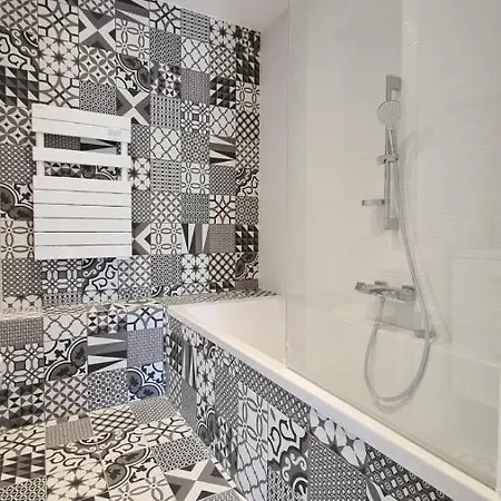 Apartament Proche Du Et Des Commerces, Neuf, Au Calme, Avec 3 Et Grande Terrasse