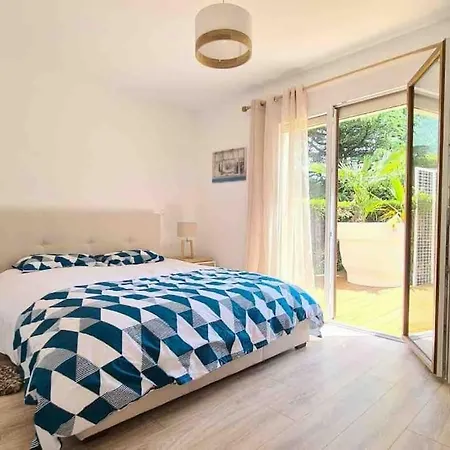 Apartament Proche Du Et Des Commerces, Neuf, Au Calme, Avec 3 Et Grande Terrasse Annecy