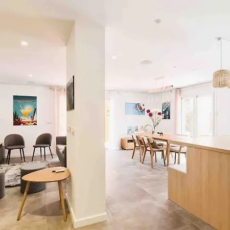 Apartament Proche Du Et Des Commerces, Neuf, Au Calme, Avec 3 Et Grande Terrasse
