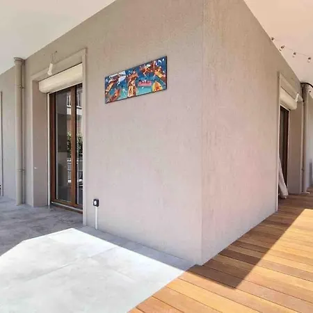 Proche Du Et Des Commerces, Neuf, Au Calme, Avec 3 Et Grande Terrasse Apartament